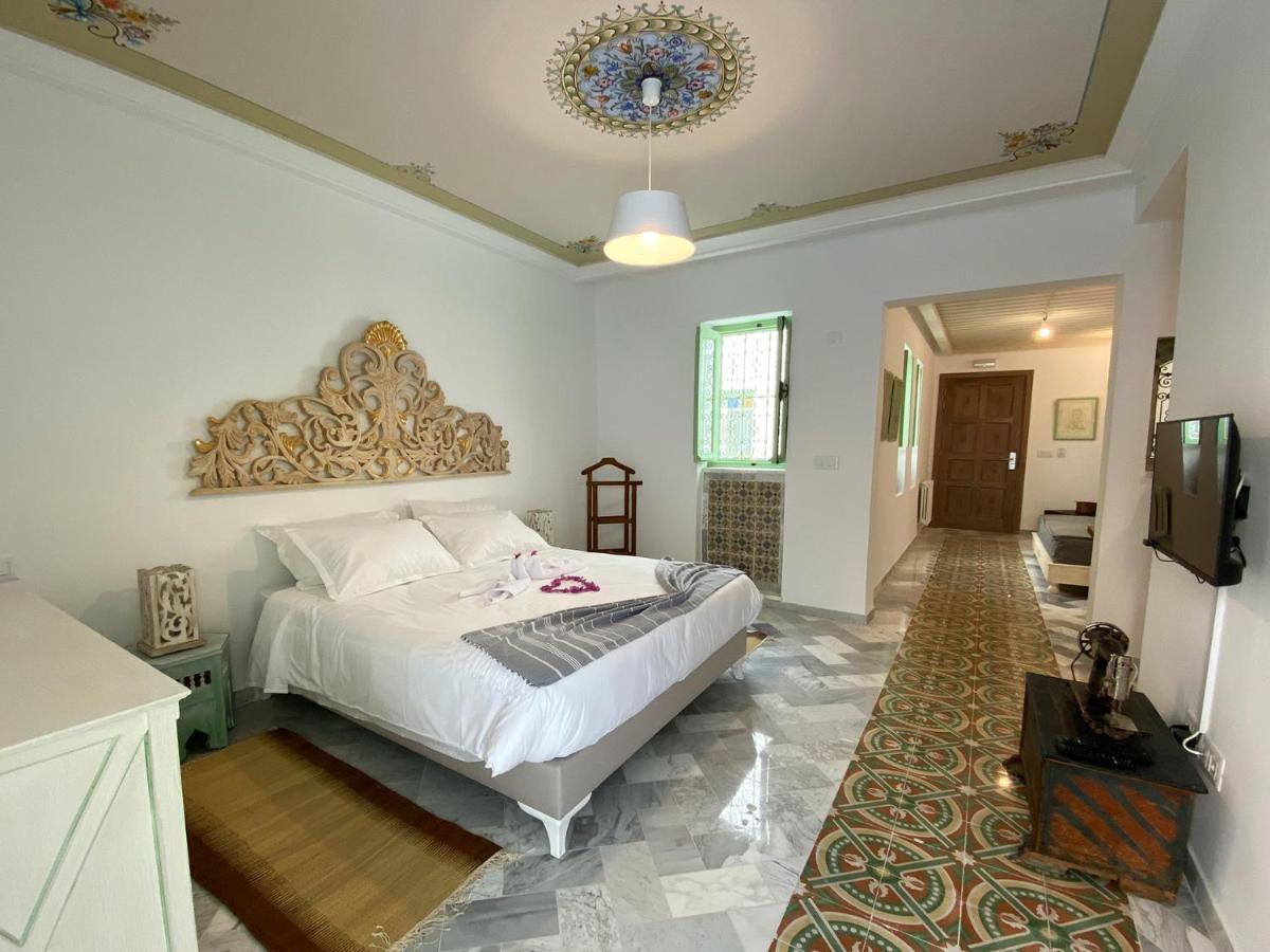 Dar El Kif - La Marsa Bed & Breakfast Bagian luar foto