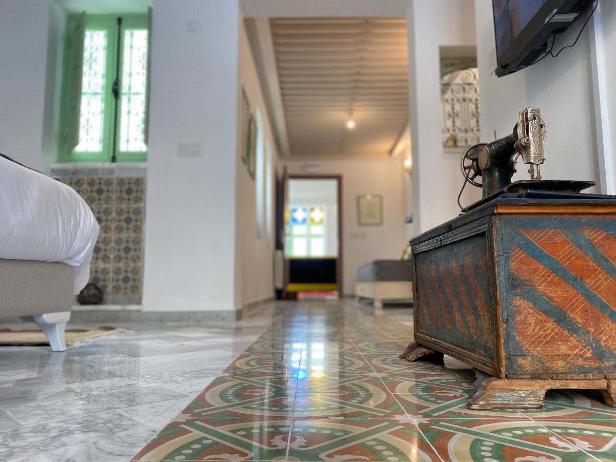 Dar El Kif - La Marsa Bed & Breakfast Bagian luar foto