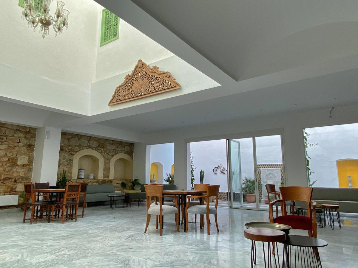 Dar El Kif - La Marsa Bed & Breakfast Bagian luar foto